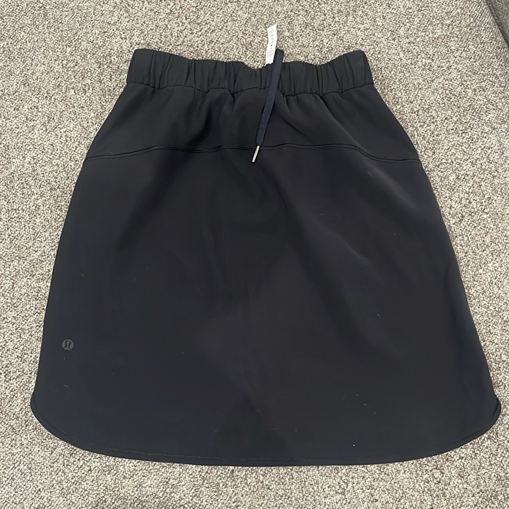 Lululemon On The Fly Skirt *Woven
Black - Picture 2 of 5